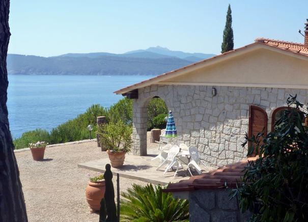 Ferienhaus 4 Personen, Meerblick, umzäuntes Grundstück, Hund erlaubt, Capoliveri, Insel Elba Ferienhaus 4 Personen, Meerblick, umzäuntes Grundstück, Hund erlaubt, Capoliveri, Insel Elba
